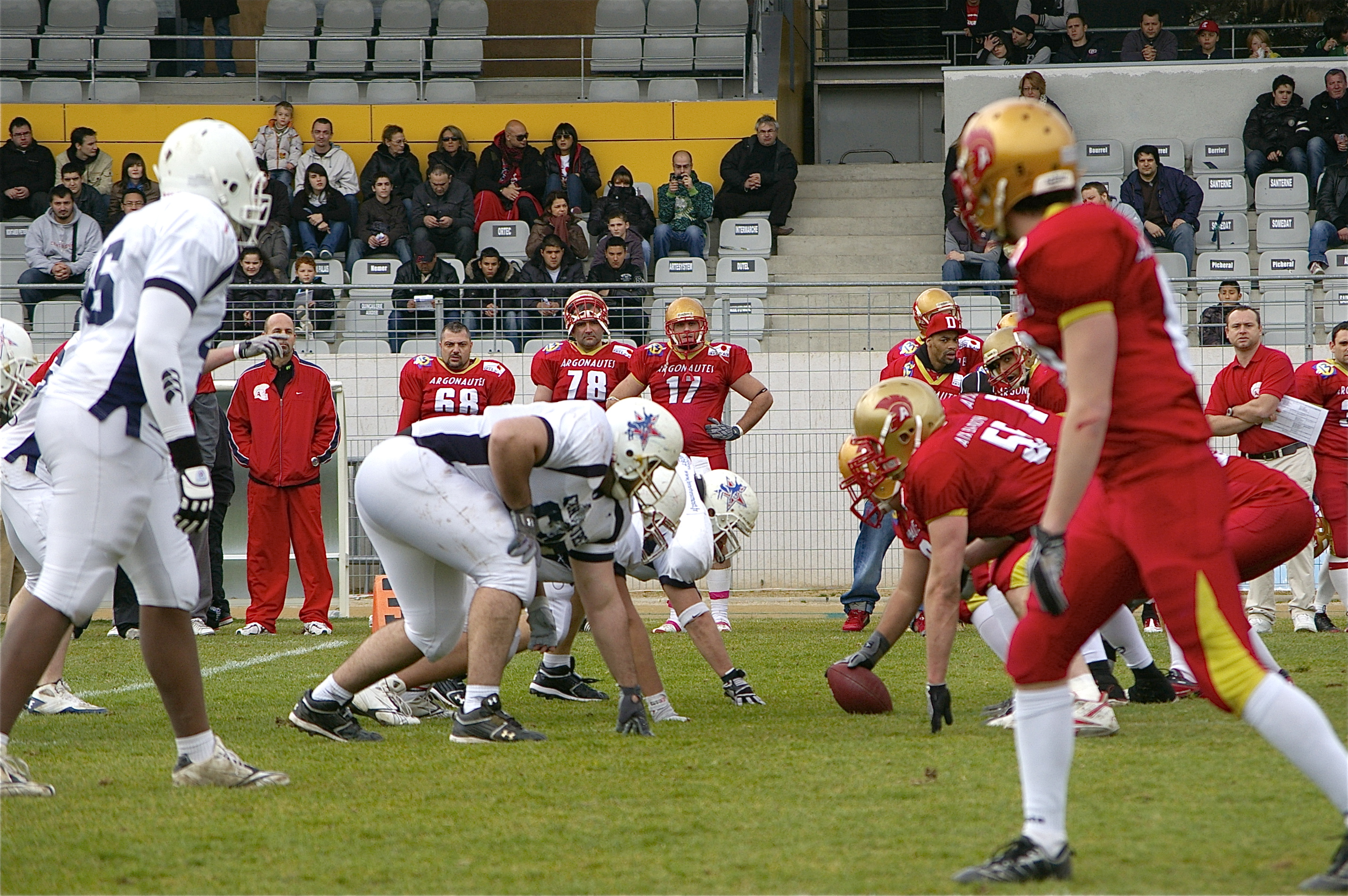 Foot US D1 Courneuve – Grenoble 44-13