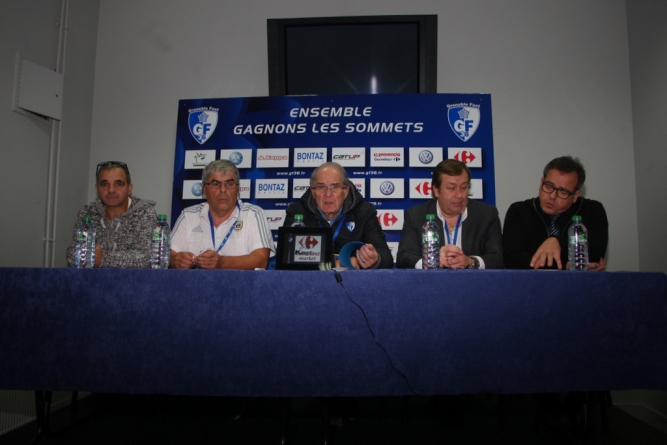 Signature d’une convention entre le FC Echirolles et le GF38