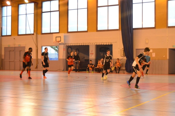 Les équipes du Futsal Lac d’Annecy brillent à domicile