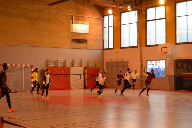 Le Futsal Lac d’Annecy prend la tête avec sa victoire sur J.O.G.A