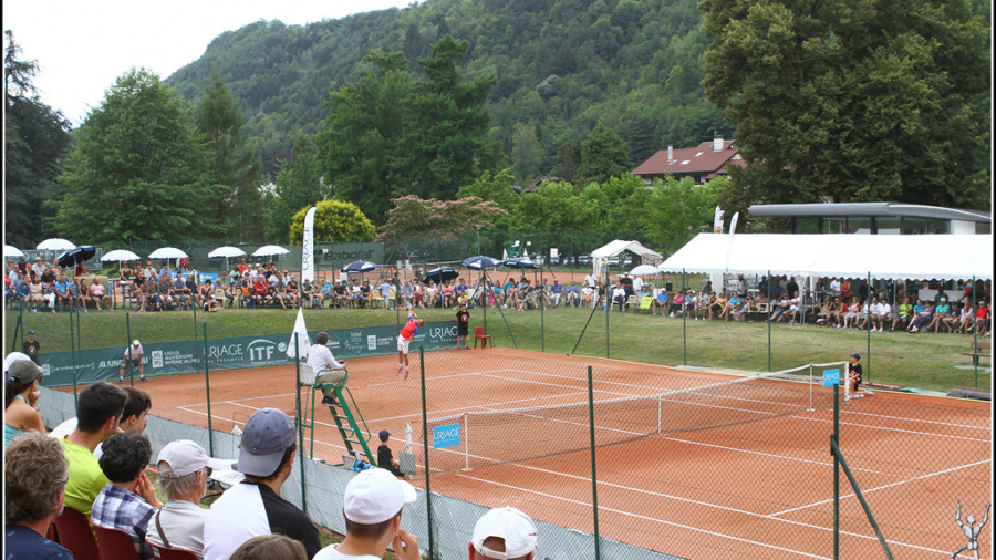 Uriage - 2L - 38 - Uriage-les-Bains - Isère - Le Tennis dans le Parc