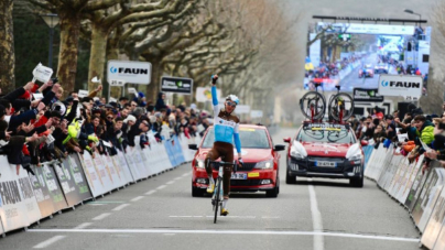 Bardet, Barguil, Calmejane, Madouas, Martin, Rolland et Vuillermoz au départ des Boucles Drôme-Ardèche