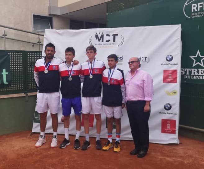 #Tennis – Médaille d’argent pour Gabriel Debru et l’équipe de France