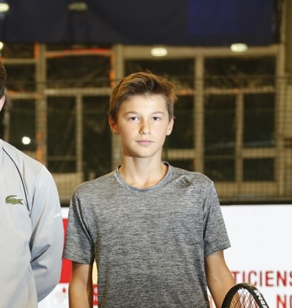 Gabriel Debru (Grenoble Tennis) et l’équipe de France se qualifient pour la finale du championnat d’Europe
