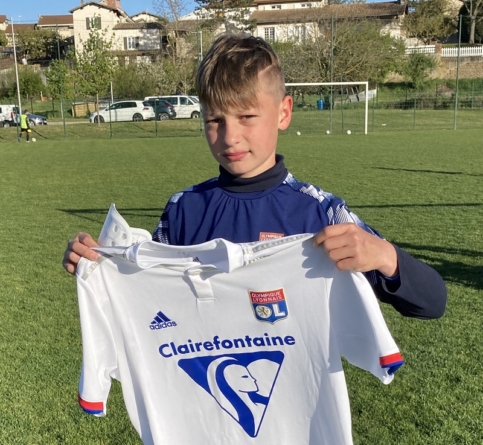 Un jeune joueur de l’Olympique Salaise Rhodia rejoint l’Olympique Lyonnais