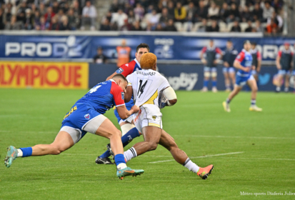 World Rugby bannit deux types de plaquages avec effet immédiat