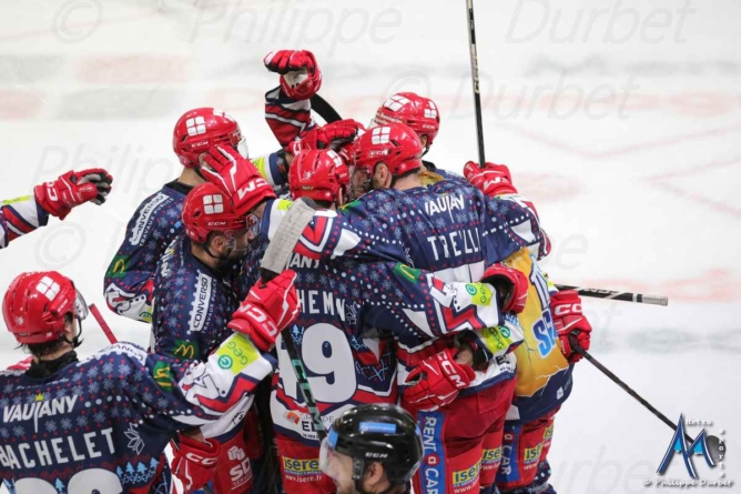 En images. La victoires des Brûleurs de Loups contre Anglet (3-2)