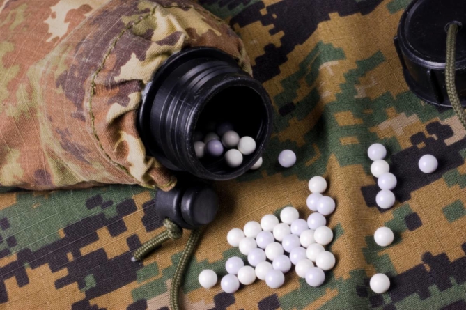 Airsoft : lancez-vous avec le bon équipement et la maîtrise des règles