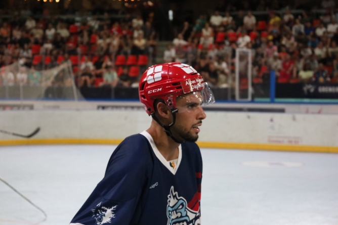 Brûleurs de Loups. Adel Koudri : « Je veux marquer l’histoire du hockey-sur-glace grenoblois ! »