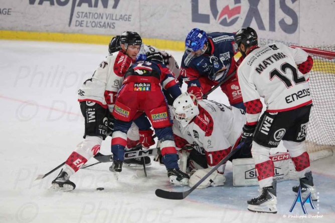 Un attaquant français débarque aux Brûleurs de Loups