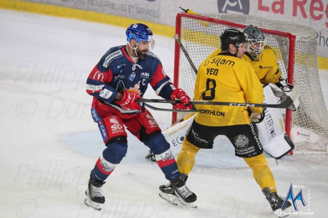 Les Brûleurs de Loups s’effondrent à Rouen
