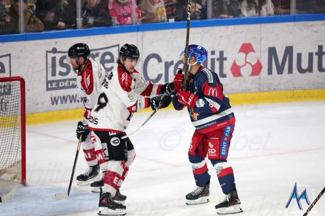 Dans la difficulté, les Brûleurs de Loups renouent avec la victoire contre Amiens