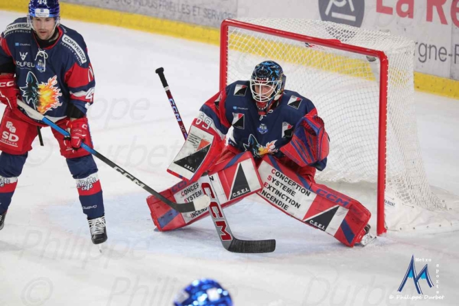 Indiscipline, jeunesse et bricolage : comment analyser les quatre premiers matchs de la série face à Briançon ?