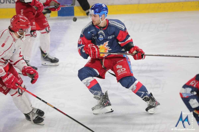 Les Brûleurs de Loups dominent Briançon et filent en demi-finale