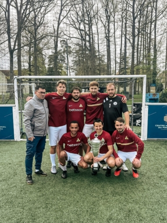 Convifive. L&rsquo;équipe iséroise des MANIDUS championne de France !