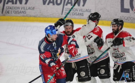 Les Brûleurs de Loups trébuchent d’entrée en finale de Ligue Magnus