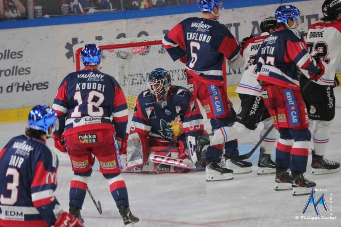Fatigue, absences, cadeaux : comment analyser la défaite des Brûleurs de Loups en finale de Ligue Magnus ?